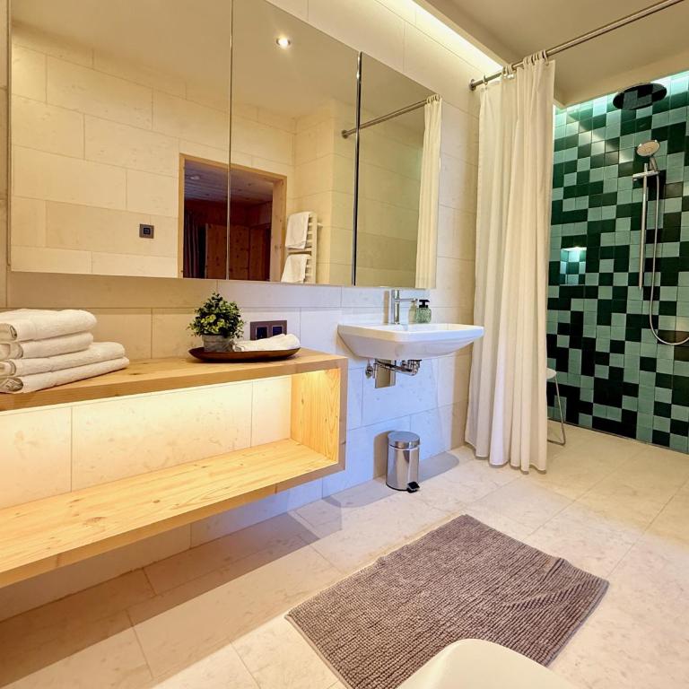INFINITY SKY LODGE by belle-stay HEATED POOL, SAUNA and LIFT - Ferienhaus - 40