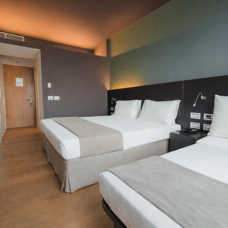 Mod 05 Bike Hotel - Camera Tripla Superior - 5
