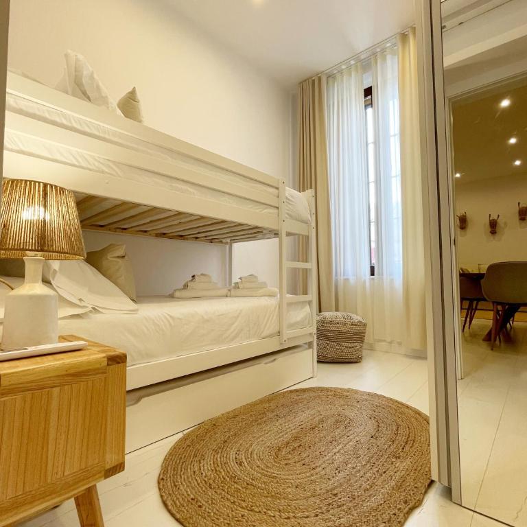 Piso con patio, 3 habitaciones, en La Goleta - Three-Bedroom Apartment - 27