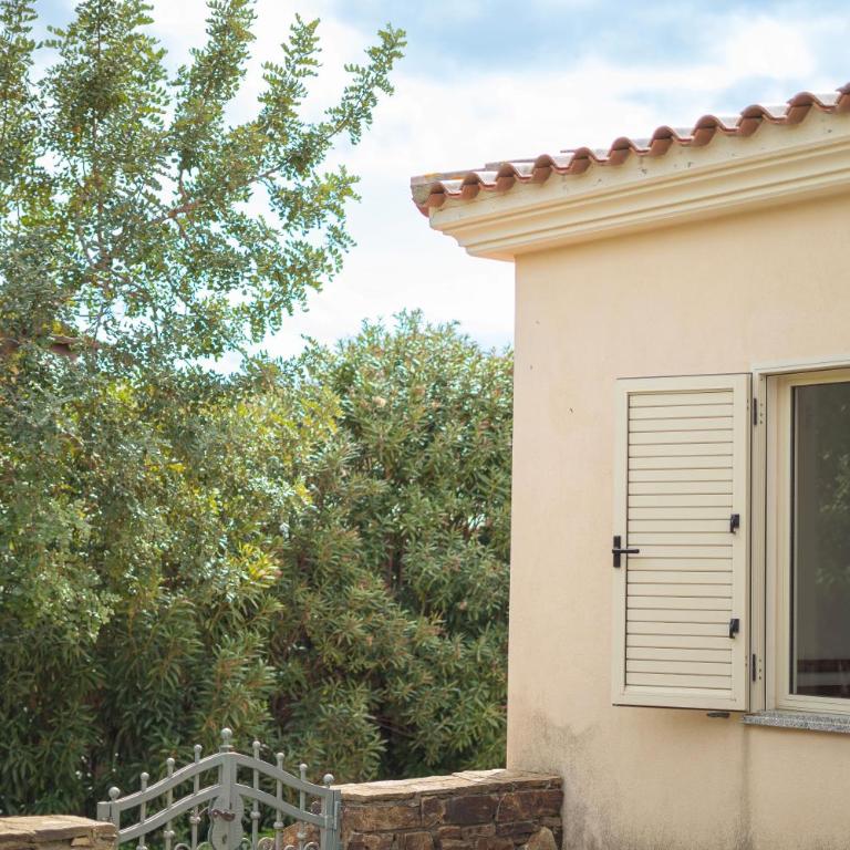 Oasi di Luce - Appartamento con 2 Camere da Letto e Vista Giardino - 32