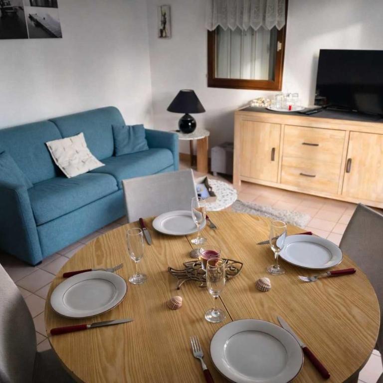 Accommodation just a stone's throw from the sea - Appartement - 1