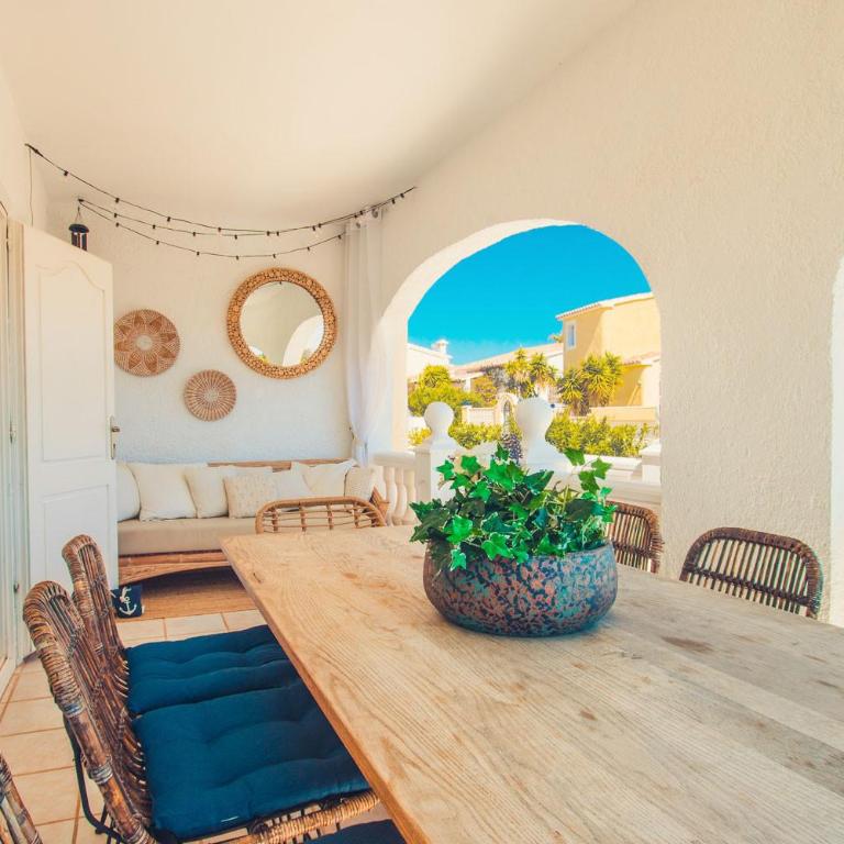 Villa Sea Breeze by Abahana Villas - Villa - 8