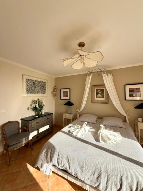 Villa les Amandines 110 m2 swimming pool, sea view air conditioning - Three-Bedroom Villa - 52