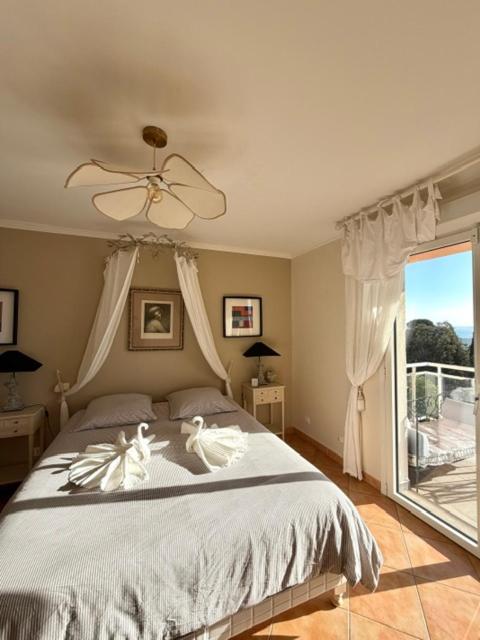 Villa les Amandines 110 m2 swimming pool, sea view air conditioning - Three-Bedroom Villa - 55