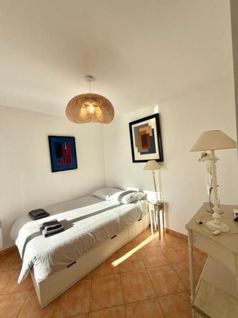 Villa les Amandines 110 m2 swimming pool, sea view air conditioning - Three-Bedroom Villa - 62