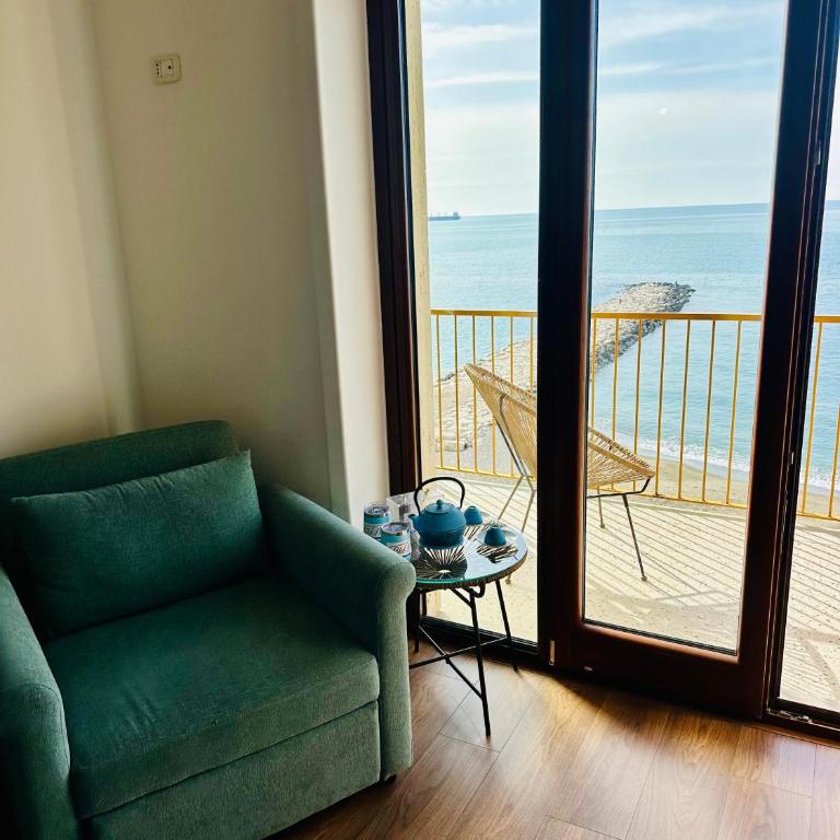 BluMare ArtHouse - Monolocale con Vista Mare - 1