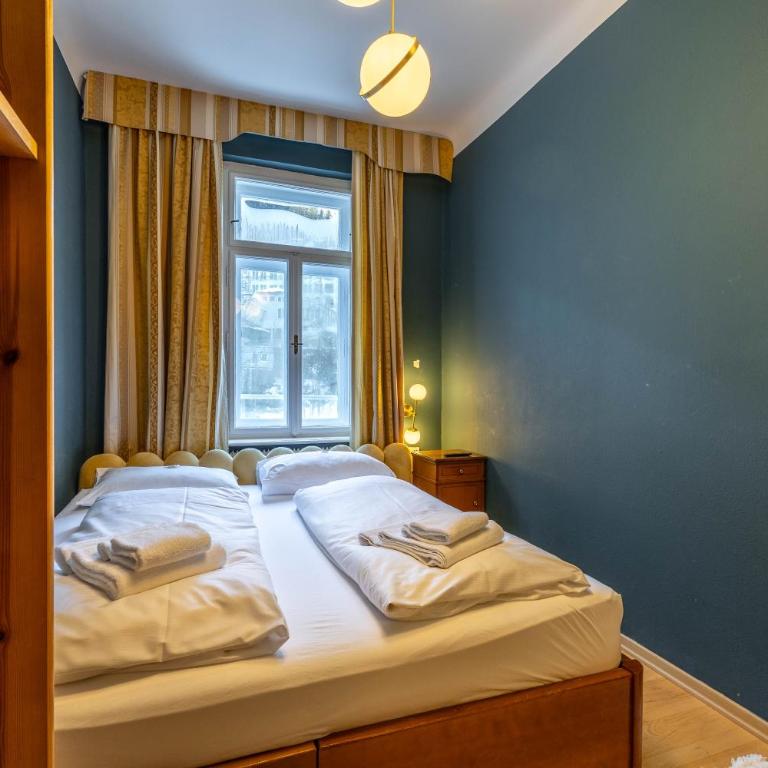 the eighteen86 by keyone - Doppelzimmer mit Dusche - 2