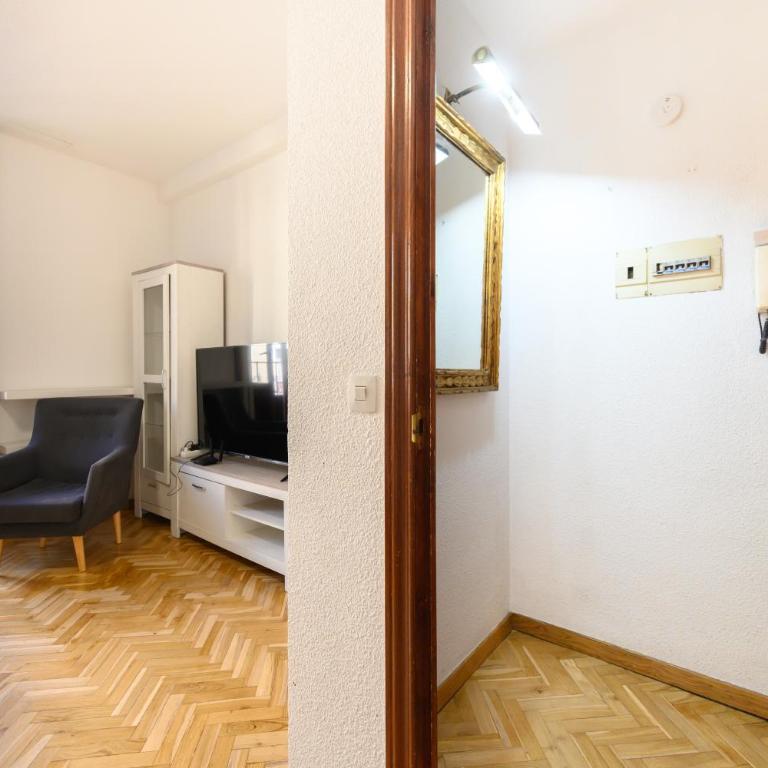 MAY613 Piso de 1 dormitorio en pleno centro de Madrid - Alquiler temporal - One-Bedroom Apartment - 3