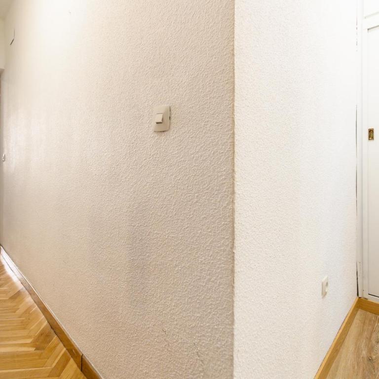 MAY613 Piso de 1 dormitorio en pleno centro de Madrid - Alquiler temporal - One-Bedroom Apartment - 33