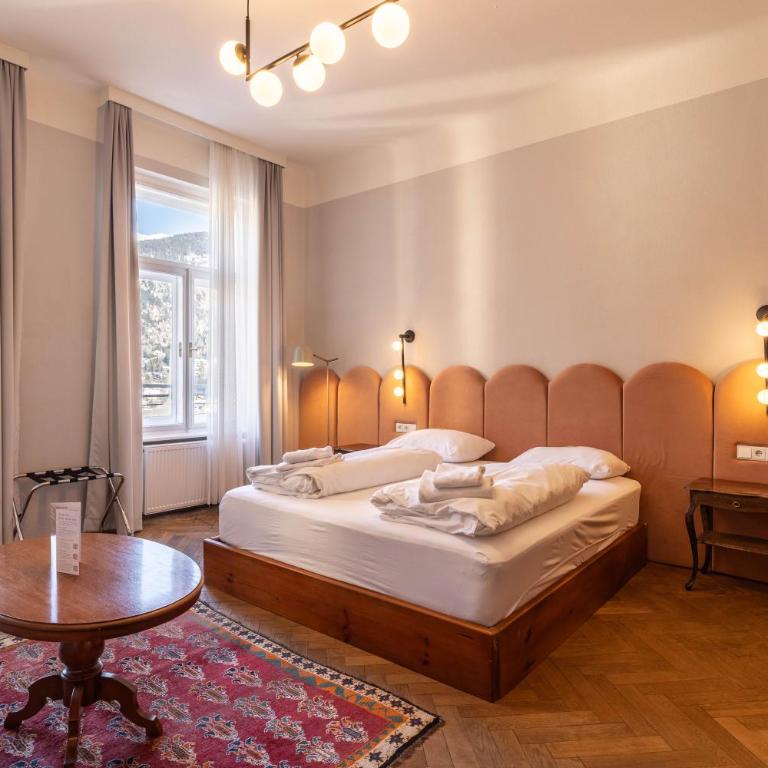 the eighteen86 by keyone - Doppelzimmer mit Badewanne - 6