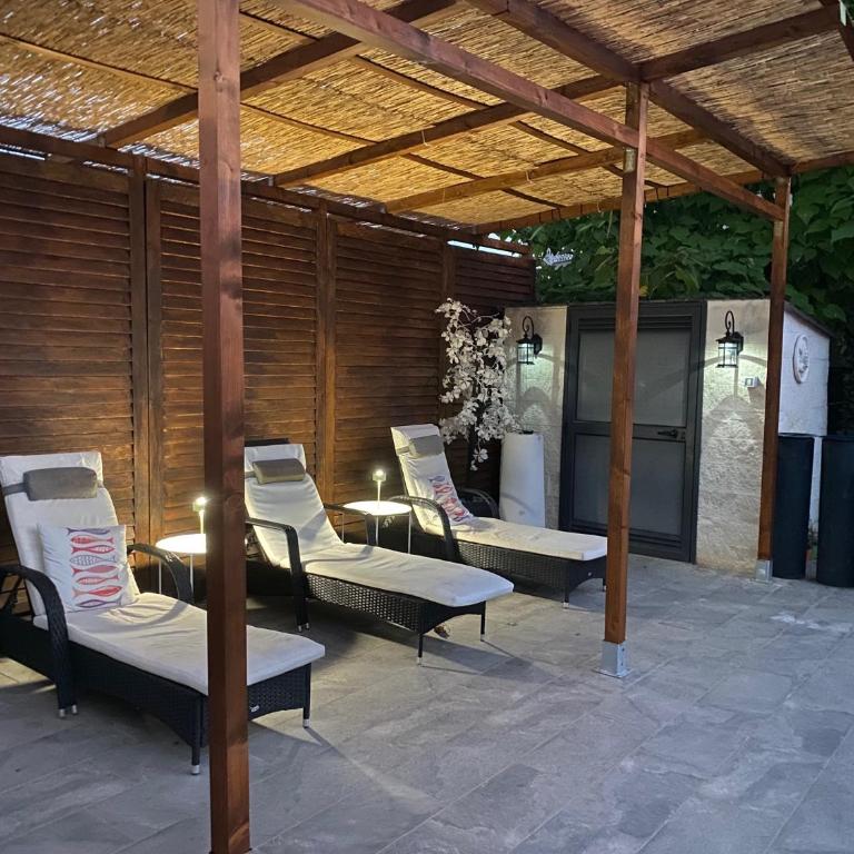 Pink Moon Private Luxury Villa Secluded Garden 5 Bedroom 4 en suite Bathrooms with Private Pool CAT 6 WiFi Close to Beach - Villa con Piscina Privata - 12