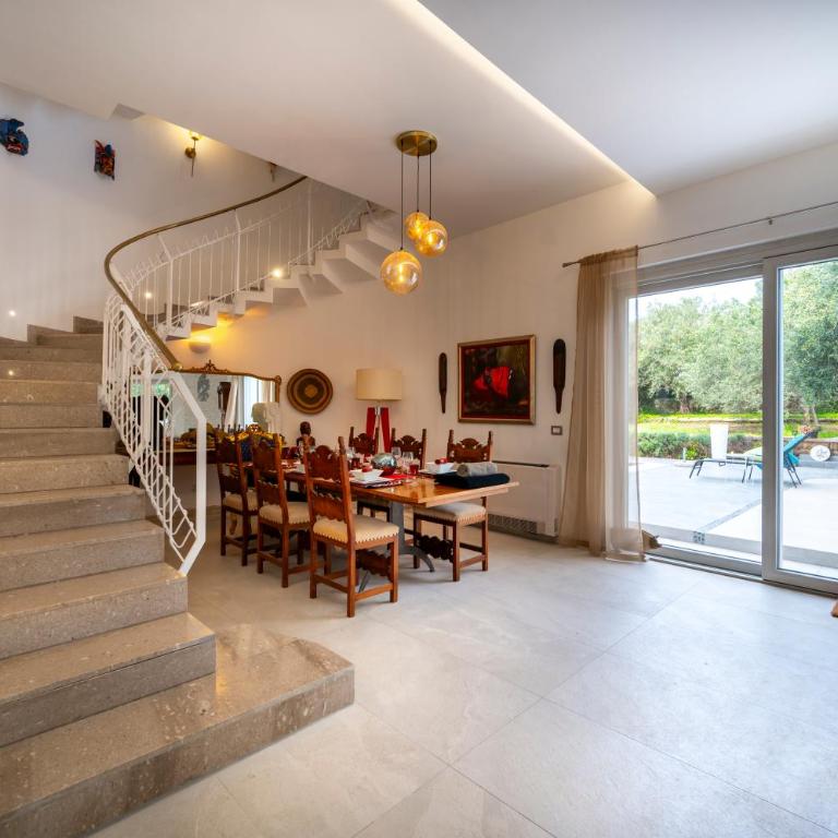 Pink Moon Private Luxury Villa Secluded Garden 5 Bedroom 4 en suite Bathrooms with Private Pool CAT 6 WiFi Close to Beach - Villa con Piscina Privata - 18