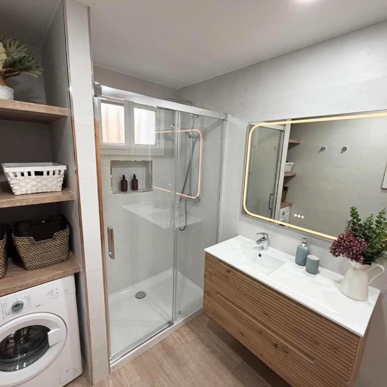 Casa con Terraza y Solarium Playa a 2 min - Casa de 3 dormitorios - 12