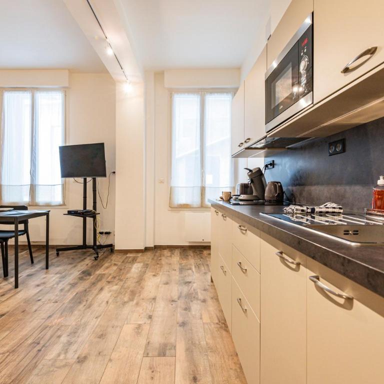 suite Tirelire, centre et paisible - Apartamento de 1 dormitorio - 9