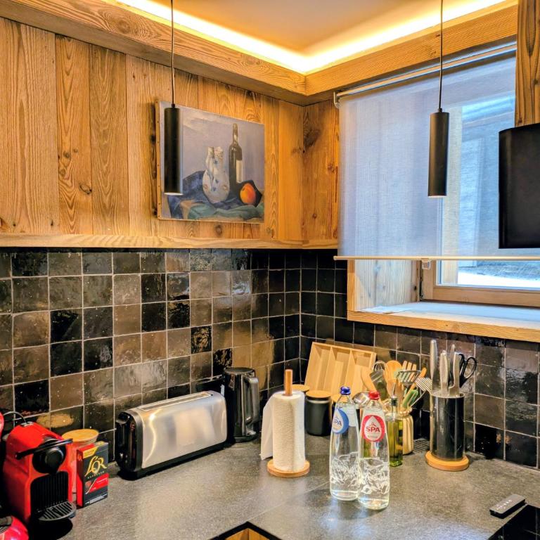 Les Airelles by Lodji - Two-Bedroom Apartment - 6