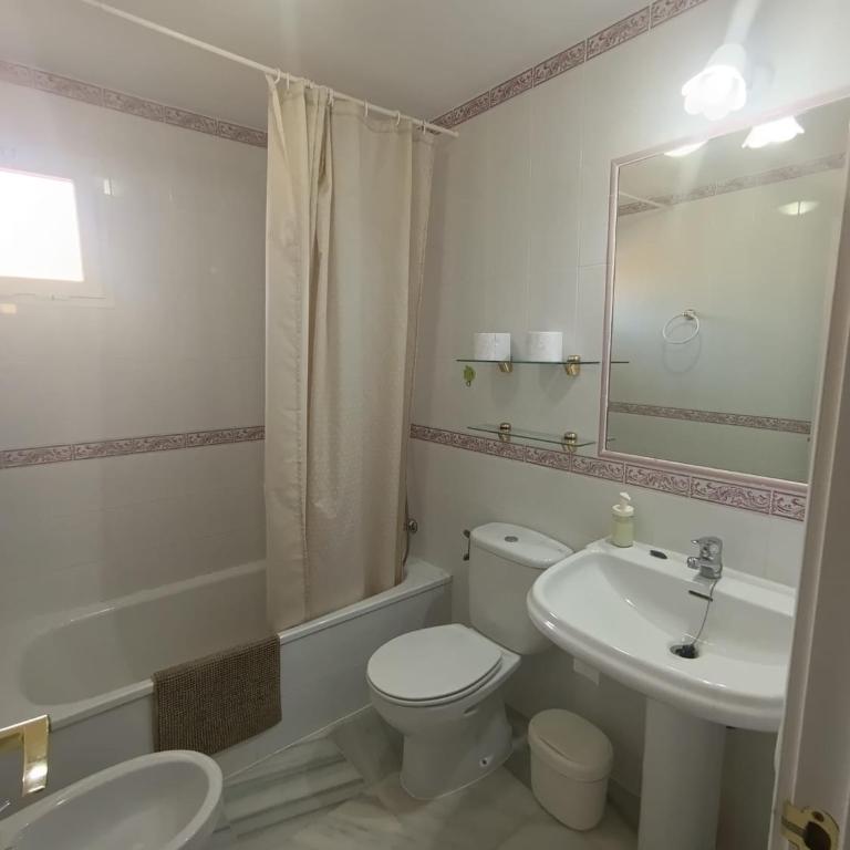 Casa playa El Ancla Puerto Santa María - Casa de 4 dormitorios - 26