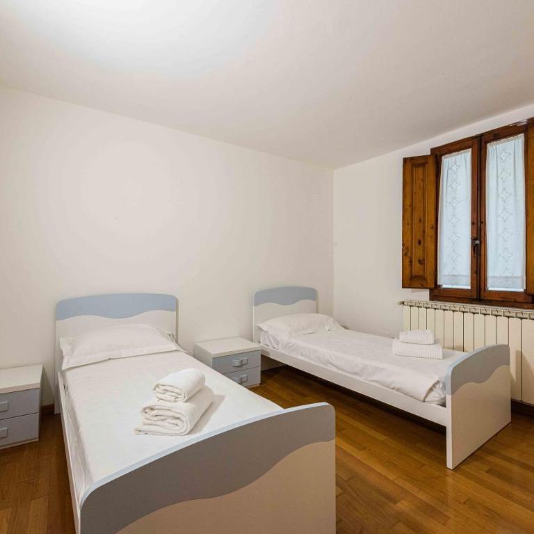 Old City Nest by MMega - Appartamento con 2 Camere da Letto - 1