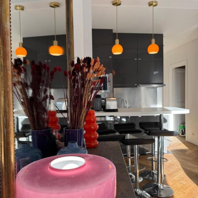 Appartement parisien - Balcon face au Louvre - Two-Bedroom Apartment with View - 7