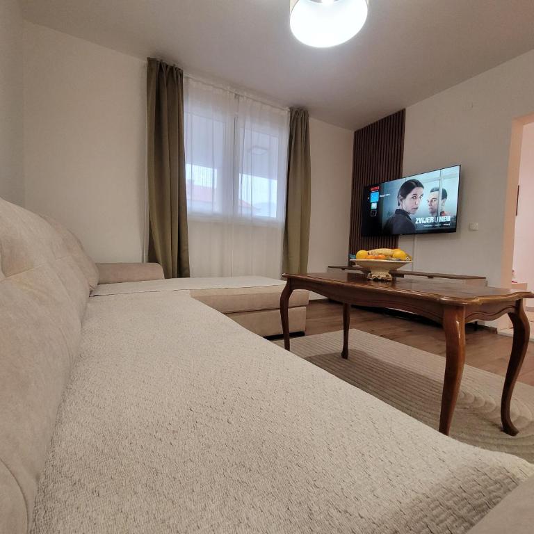 Apartman Holiday Self Check-in, Free parking - Apartman sa 2 Spavaće Sobe - 10