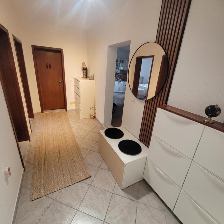 Apartman Holiday Self Check-in, Free parking - Apartman sa 2 Spavaće Sobe - 18