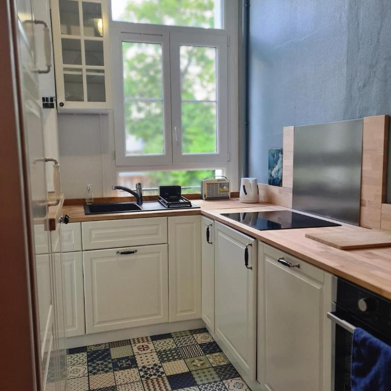85 l idéal , quiet charm in Tours - Appartement 2 Chambres - 8