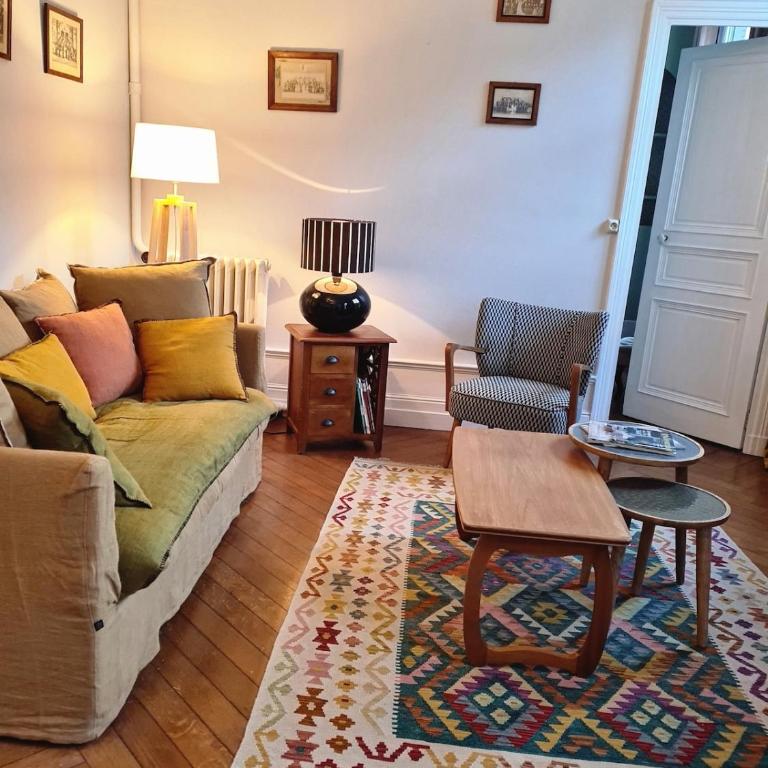 85 l idéal , quiet charm in Tours - Appartement 2 Chambres - 10
