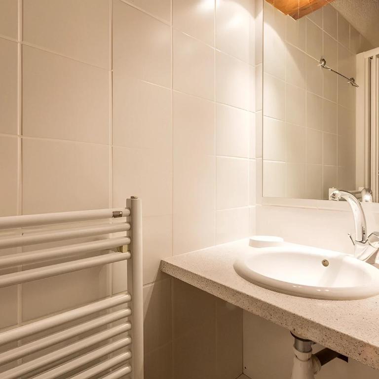 Charmant appartement 3*, proche pistes, poêle à bois, garage, WIFI - FR-1-304-152 - Appartement (6 Adultes) - 3