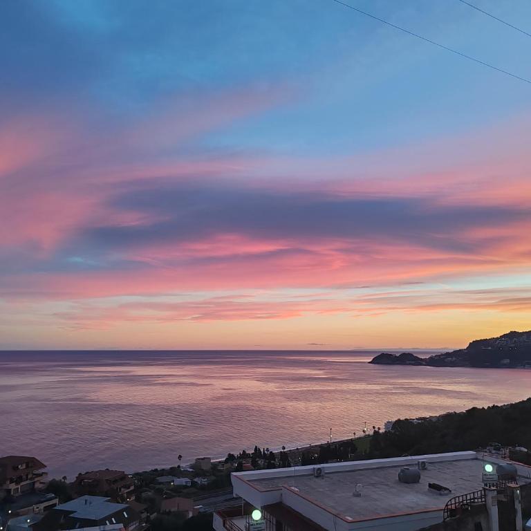 Casa Vista Mare - Appartamento con 1 Camera da Letto, Balcone e Vista Mare - 5