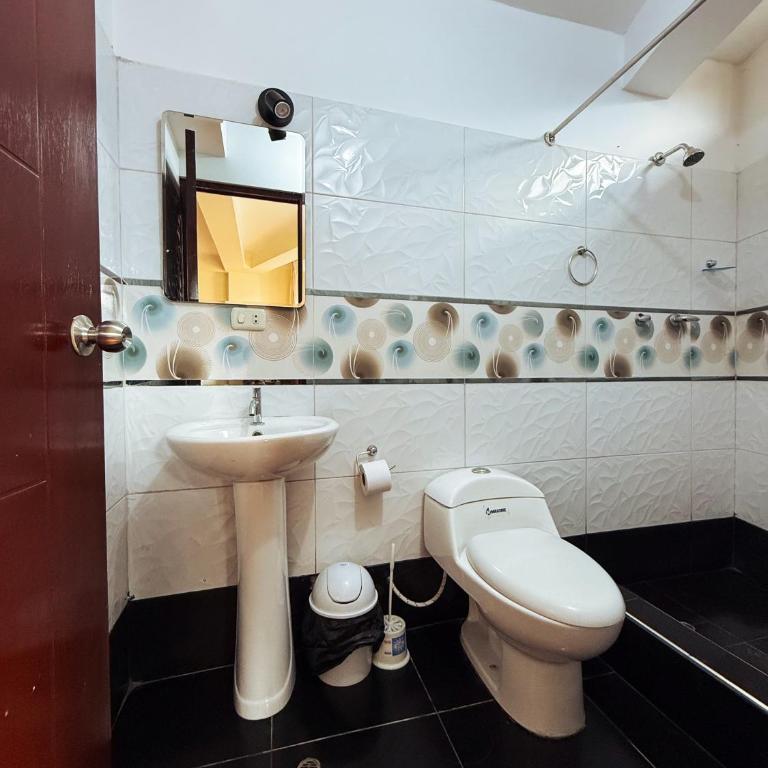 Apart La Merced - Habitación Doble con baño privado - 10