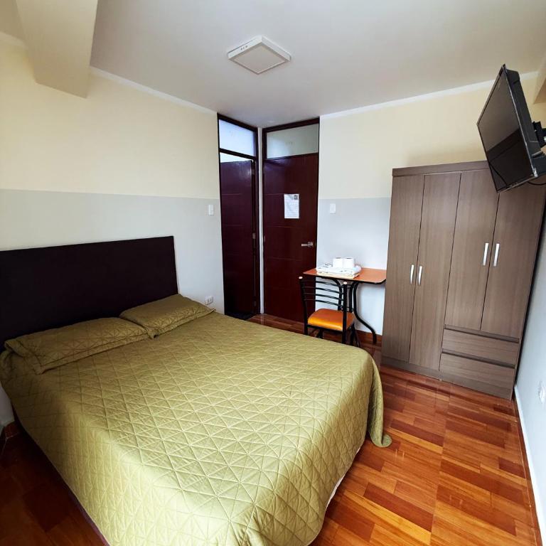 Apart La Merced - Habitación Doble con baño privado - 14