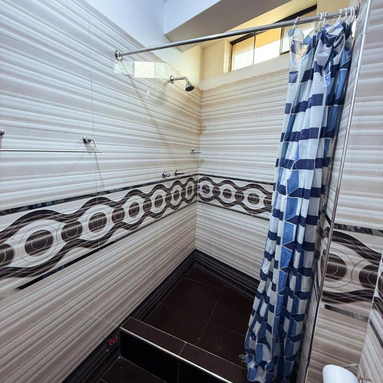 Apart La Merced - Habitación Doble con baño privado - 7