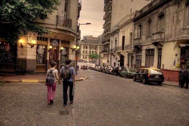 Apartment for Four One Block from San Telmo Square, One Block from San Telmo Market, Very Charming, Three Blocks from Puerto Mader - Apartamento de 1 dormitorio - 40