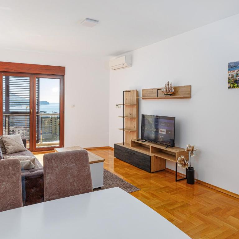 Panoramic Sea View 1BD Apartment - One-Bedroom Apartment - 23