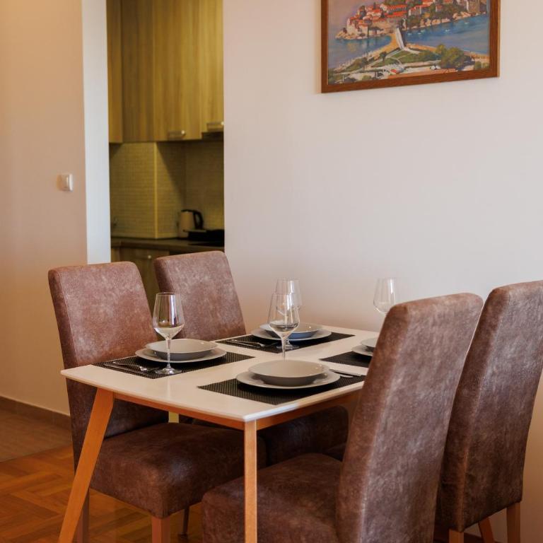 Panoramic Sea View 1BD Apartment - One-Bedroom Apartment - 29
