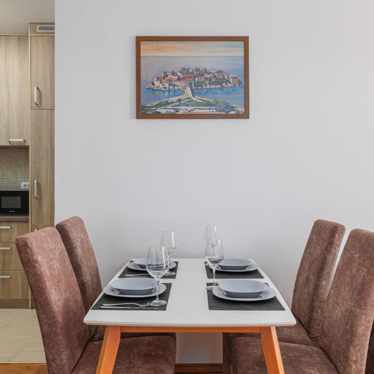 Panoramic Sea View 1BD Apartment - One-Bedroom Apartment - 32