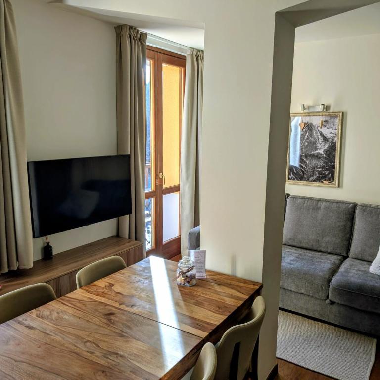 Maison Poluc - Chiaro di Luna - Appartamento con Vista Montagna - 53