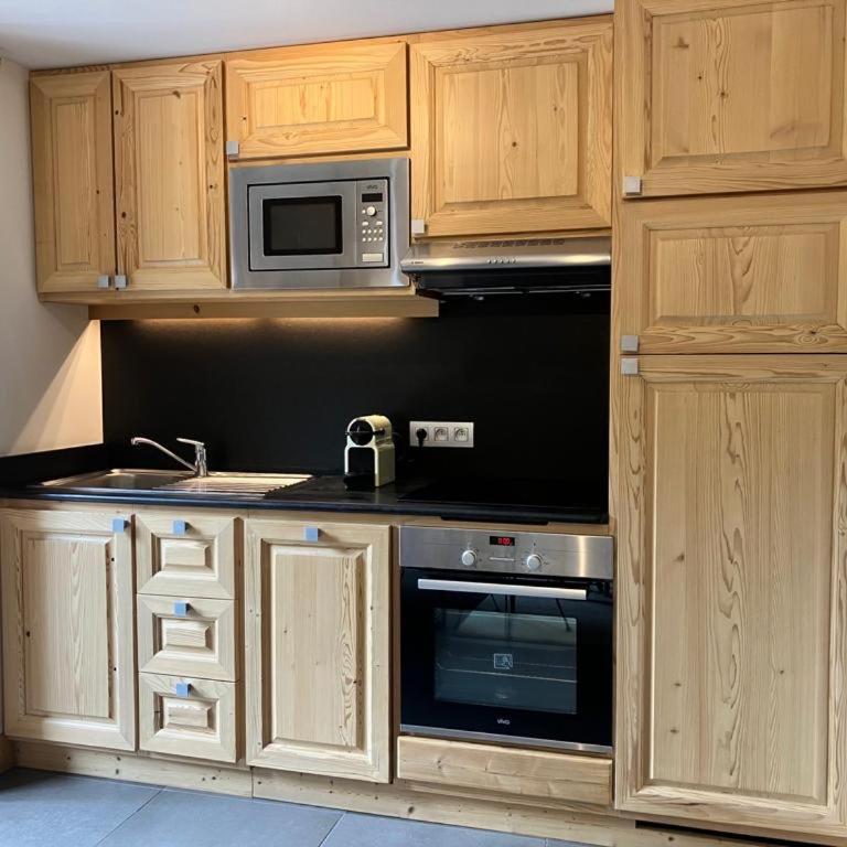 Chamonix Trailside Town Apartments - One-Bedroom Apartment - 6