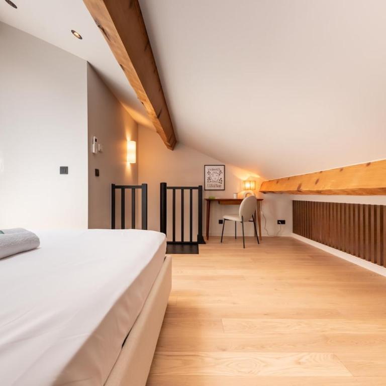Picasso 1, Duplex 5 people - WiFi - Air conditioning - Appartement 1 Chambre - 5