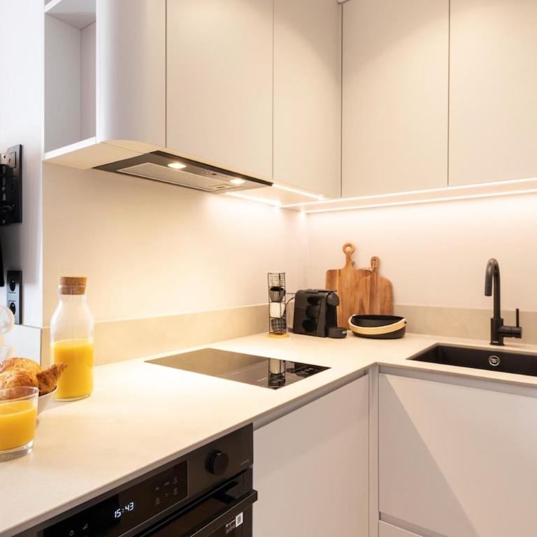 Picasso 1, Duplex 5 people - WiFi - Air conditioning - Appartement 1 Chambre - 17