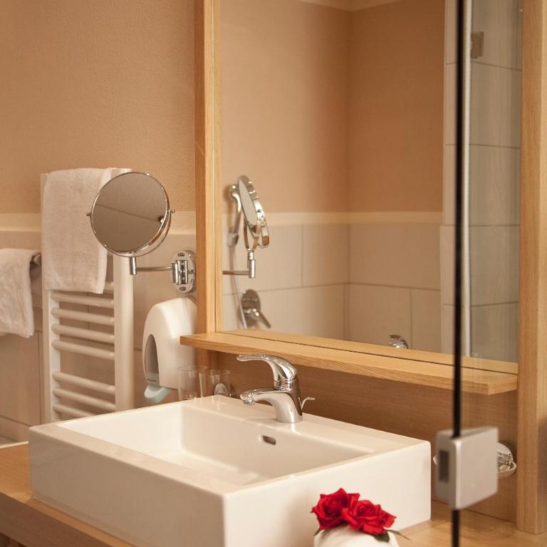 Hotel Fliana 4-Sterne Superior - Classic Doppelzimmer - 7