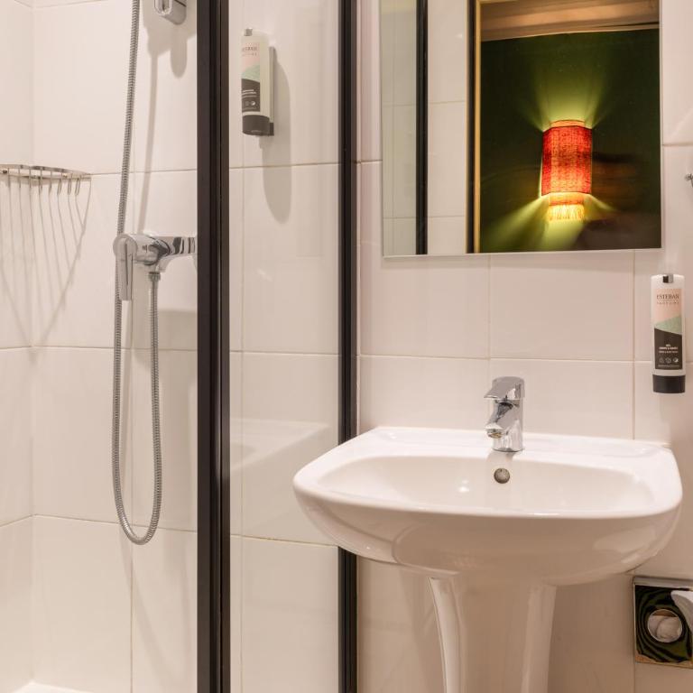 Hotel Avalon Paris Gare du Nord - Chambre Simple - 4