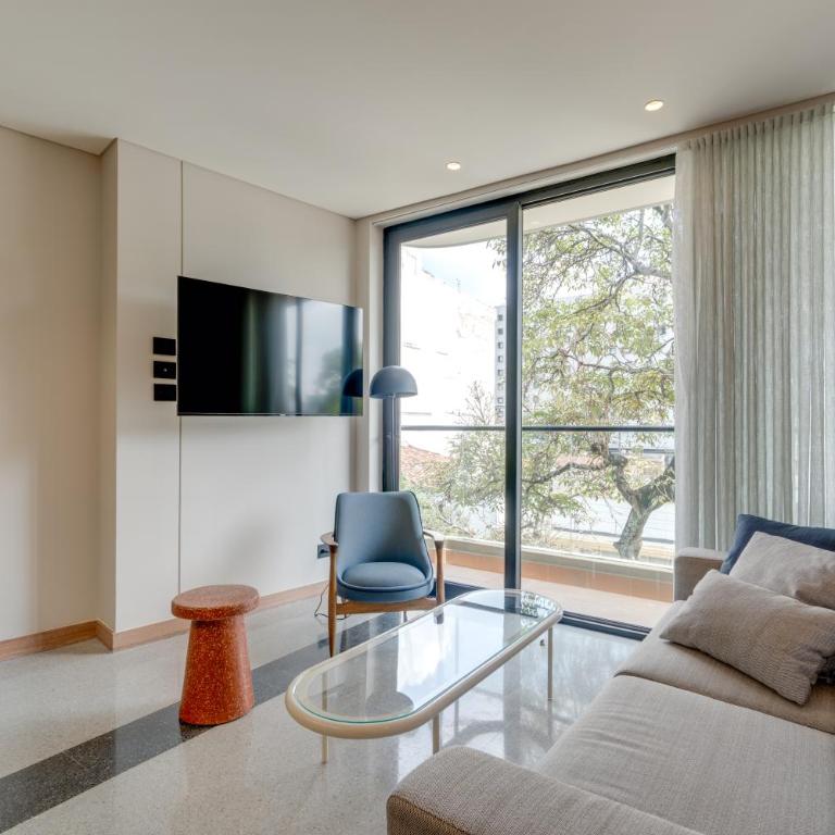 Hygge Deluxe Apartments - Apartamento Premium de 3 dormitorios con balcón - 2