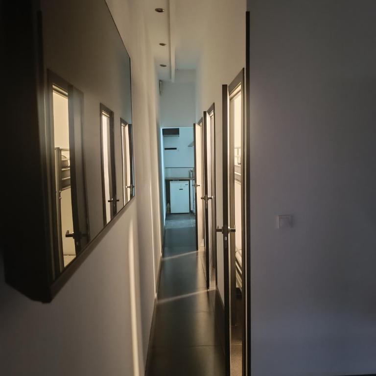 precioso local reformado - Apartamento Estándar de 3 dormitorios - 1