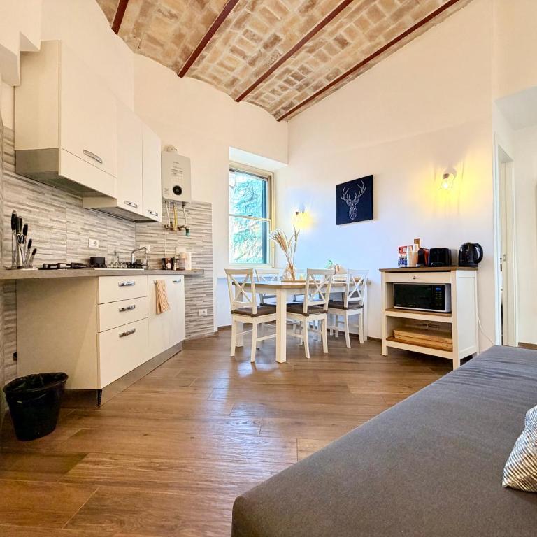 Enjoy Vatican Holiday in Rome - Two-Bedroom Apartment - 1