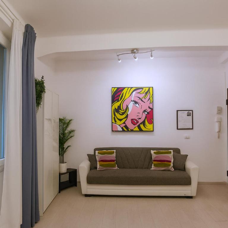 Xenia - Studio in Via delle Vigne 5 - Two-Bedroom Apartment - 3