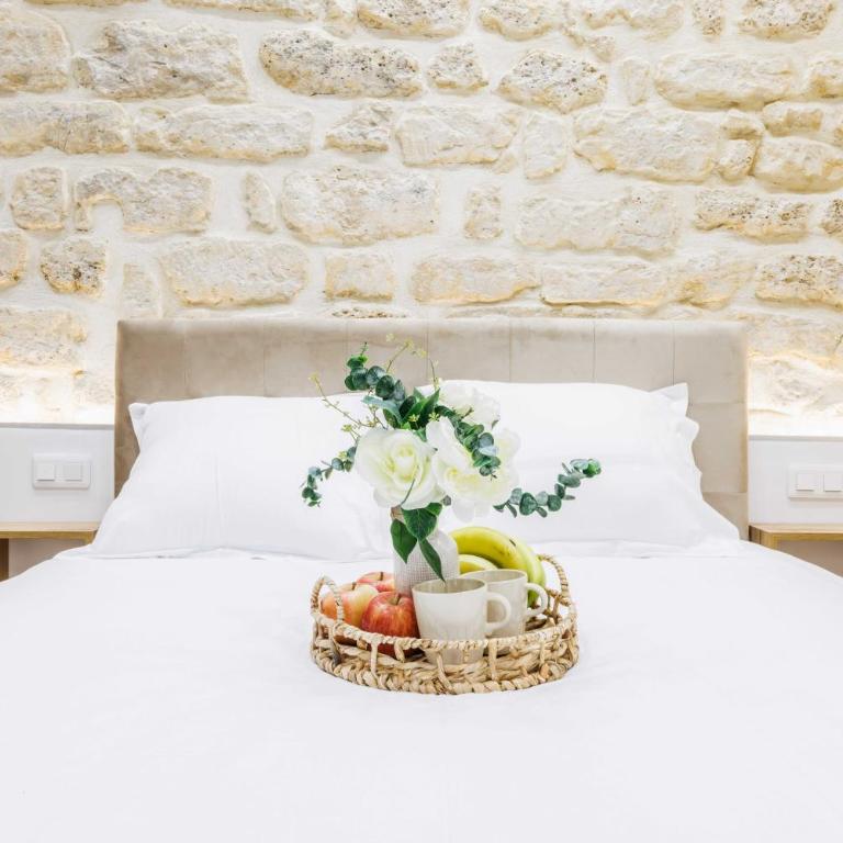 Chic Apartment in Paris Ideally Located for 6P - Appartement 2 Chambres - 14