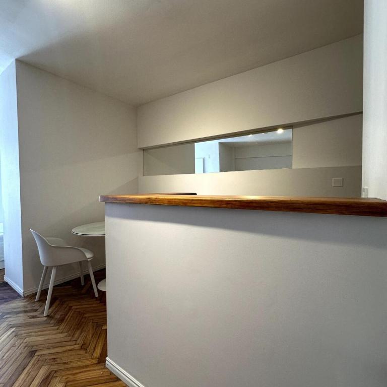 Bright studio apartment in an excellent location - Apartamento de 1 dormitorio - 13