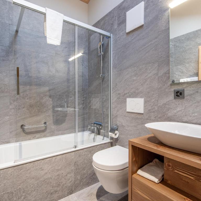 SWISSPEAK Resorts by Pierre & Vacances Premium Vercorin - Duplex Two-Bedroom Apartment (6 People) - 1