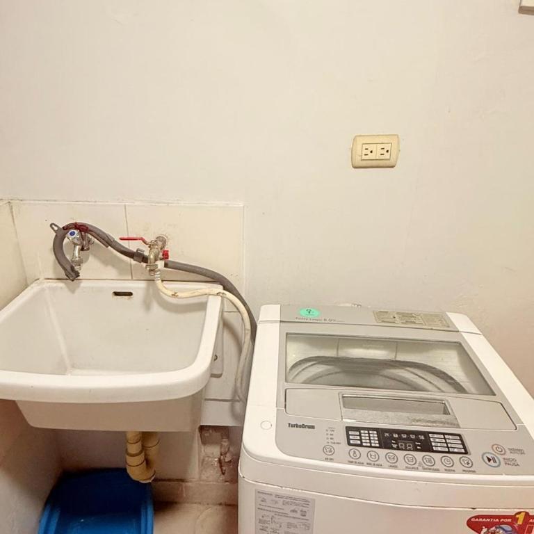 Casa Lima Brasil - Two-Bedroom Apartment - 10