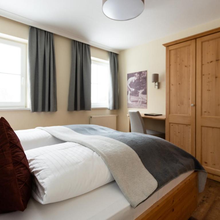 Hotel Jagdhof - Familiensuite mit Balkon - 20